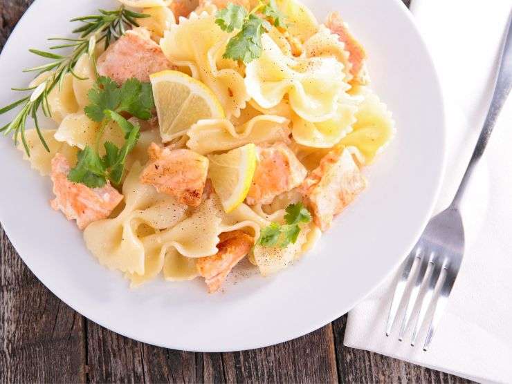 farfalle al salmone 